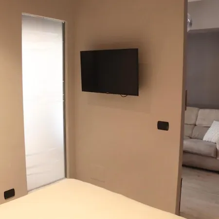 Apartment Lux Capannelle *