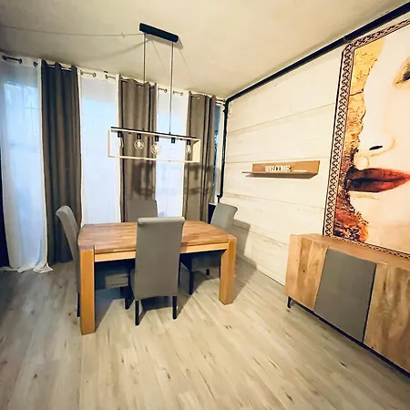 Lux Capannelle Apartment *